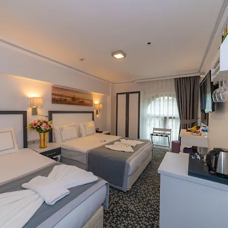 Skalion Hotel 4*