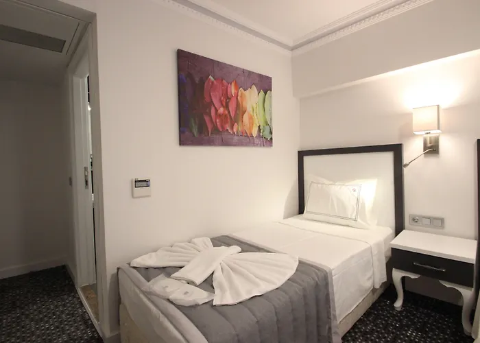 Skalion Отель 4*