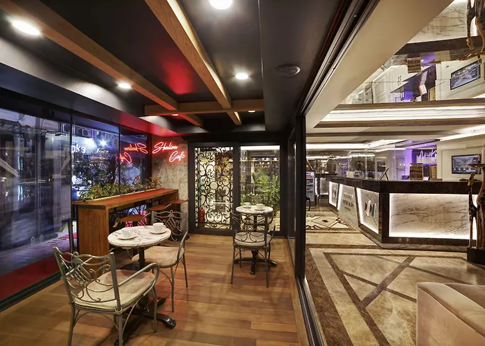 Skalion Отель 4*