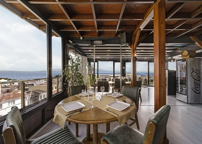 Отель Skalion 4*