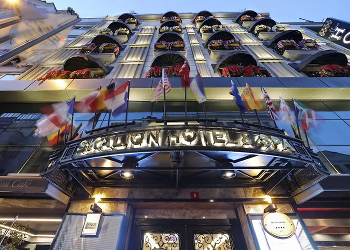 Skalion Отель 4*