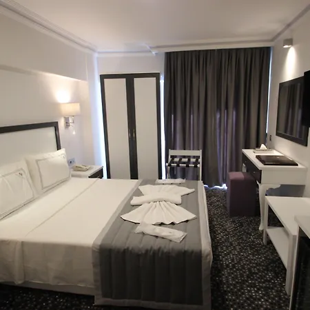 Skalion Отель 4*