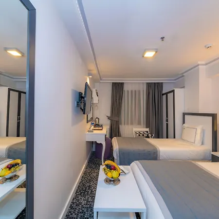 Skalion Hotel